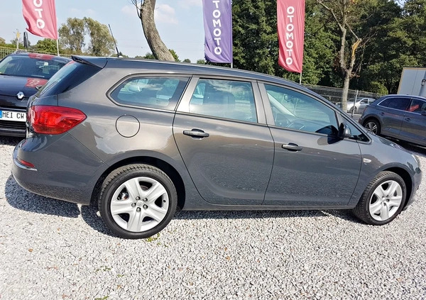 Opel Astra cena 29900 przebieg: 123000, rok produkcji 2012 z Łobżenica małe 631